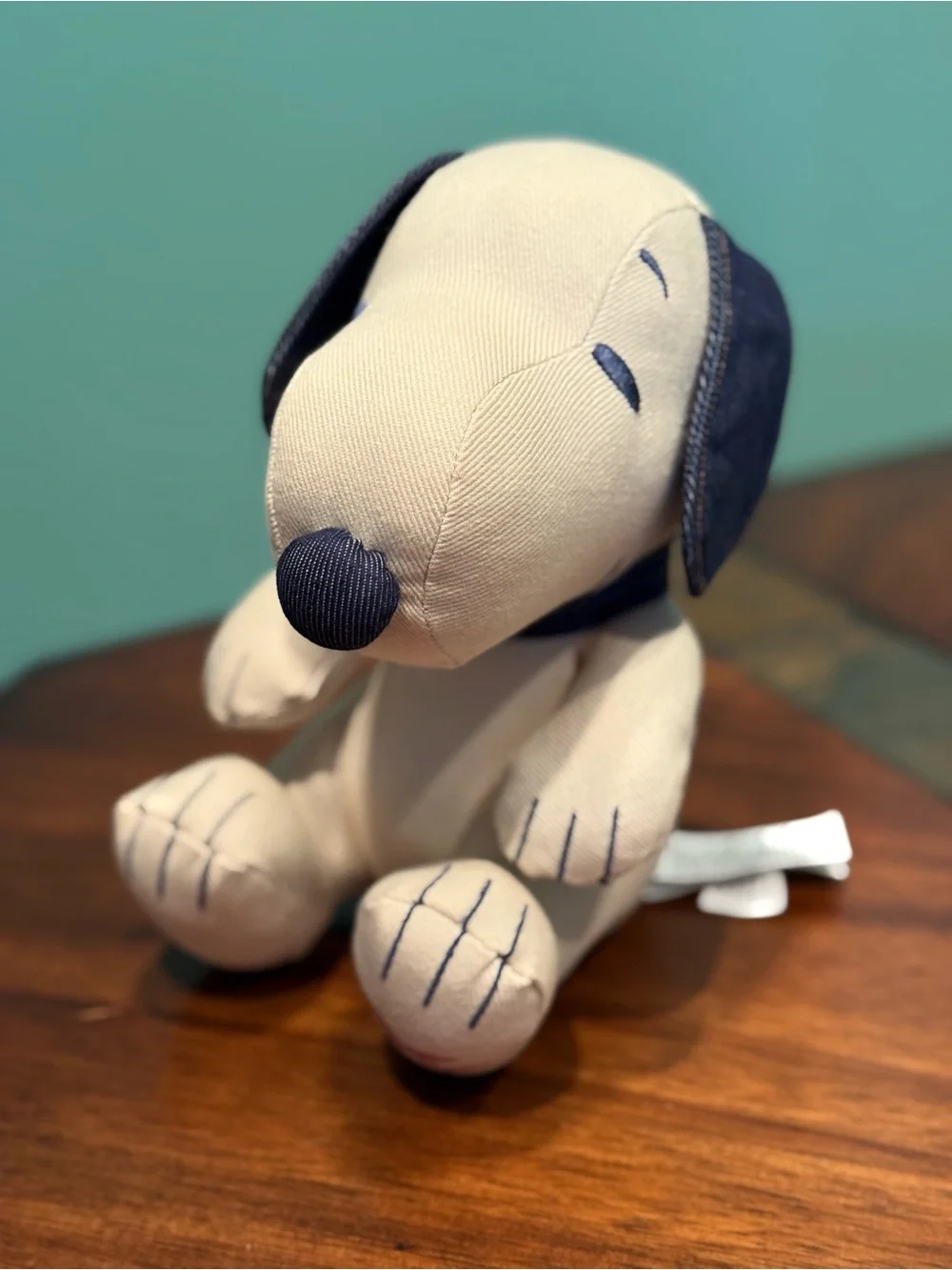 American Eagle Outfitters Cream and Navy Denim Dog